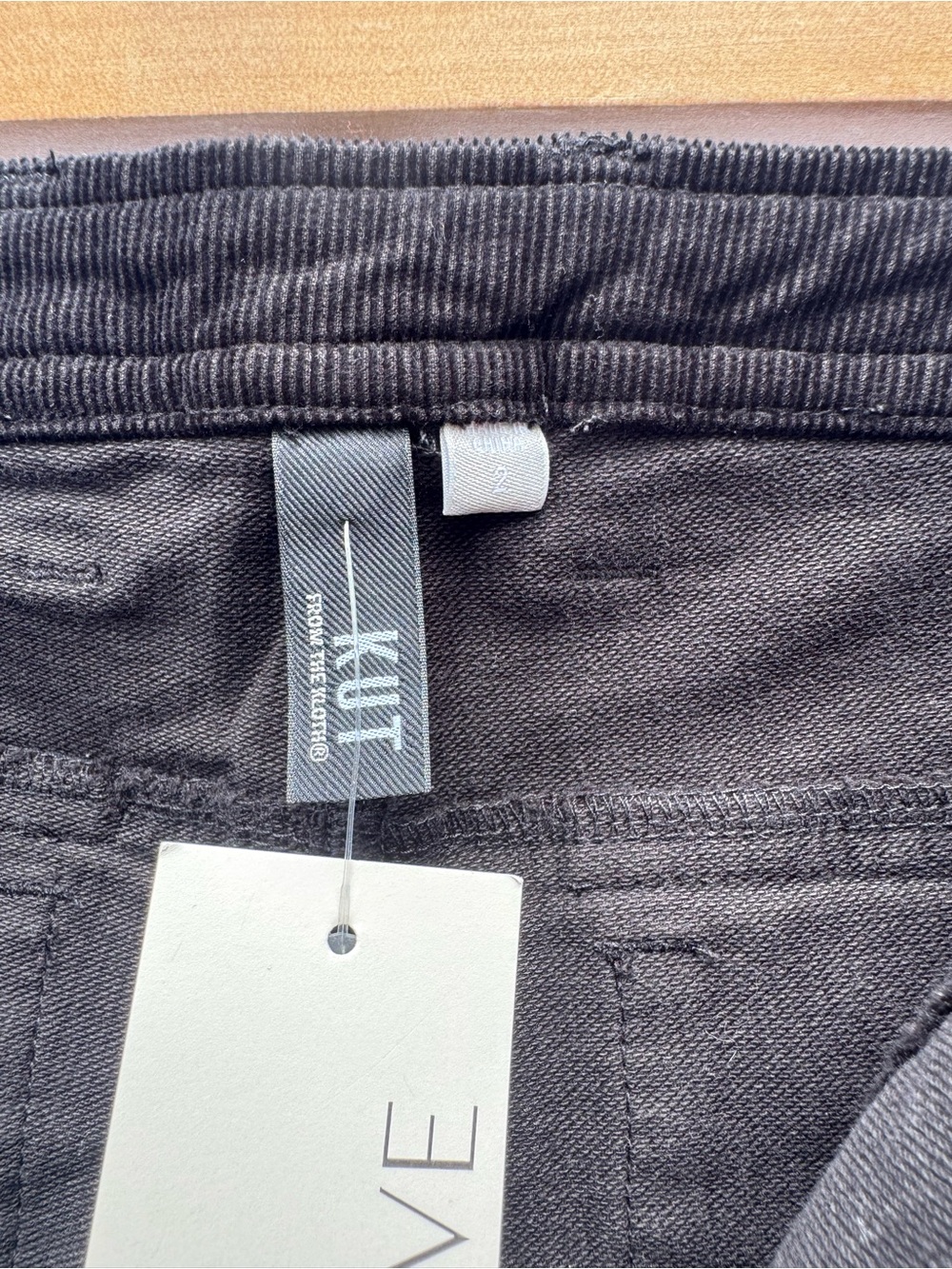 Evereve Black Straight-Leg Jeans - Picture 12 of 13